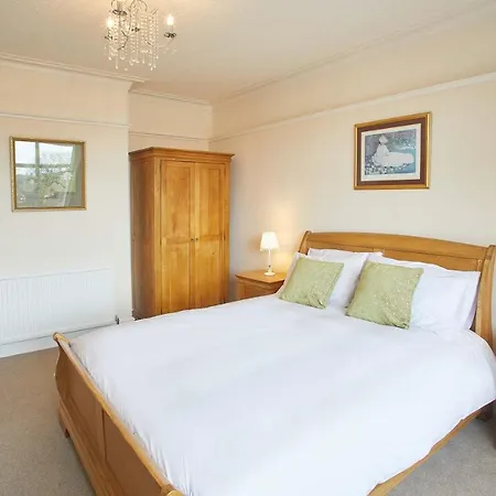 Host & - Brook Holiday home Whitby